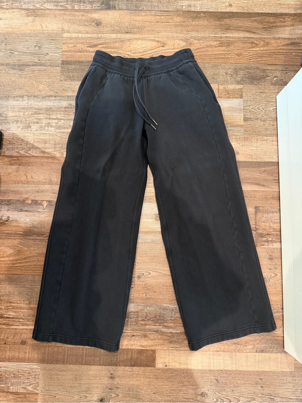 lululemon Black Straight-Leg scuba sweatpants